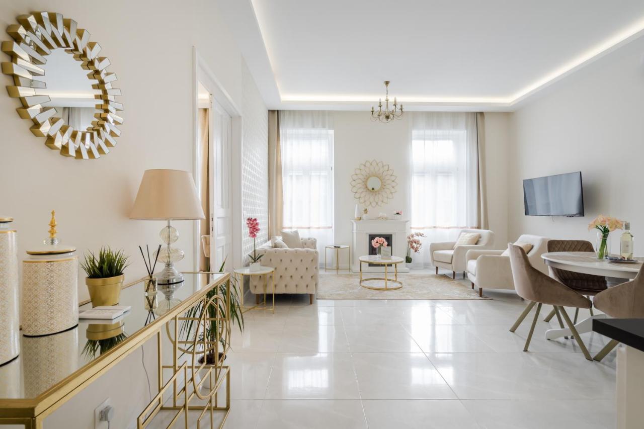 Bpr Etienne Charming Apartment Budapesta Exterior foto